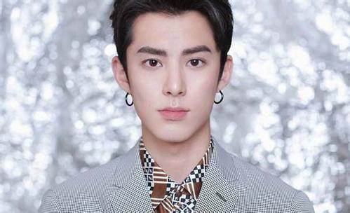 吃瓜情报局王鹤棣视频,娱乐圈幕后故事大公开